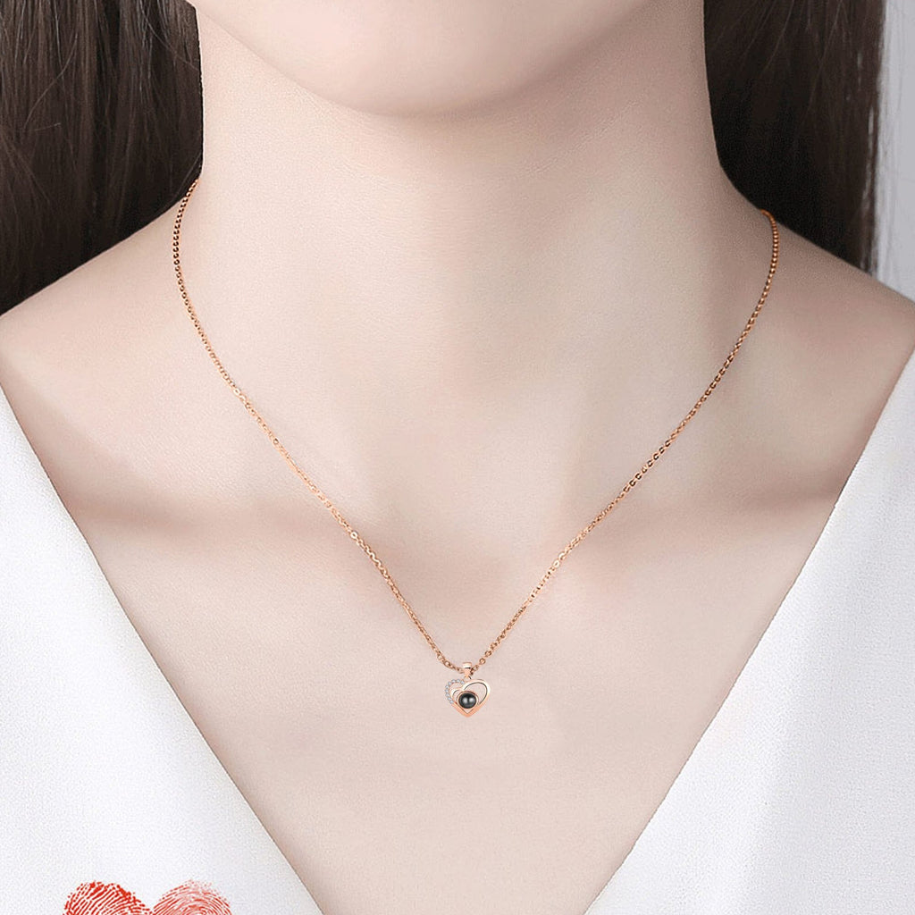 Customizable photo Projection Necklace Pendant Jewelry For Lover Girlfriend